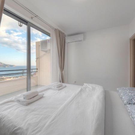 Sea View Two Bedroom Family Apartment With Pool - Sunset Ivanovici Бечичи Экстерьер фото