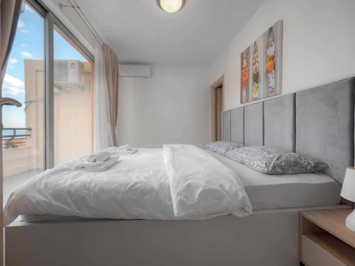 Sea View Two Bedroom Family Apartment With Pool - Sunset Ivanovici Бечичи Экстерьер фото